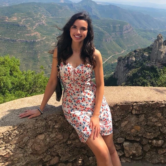 Meet your Posher, Meagan - Picture 1 of 1